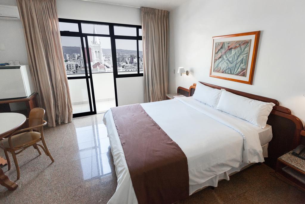 Dimas Lessa Hotel 몬치스 클라루스 외부 사진